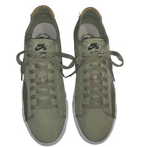 Nike SB Blazer Court Daan Van Der Linden 5 Olive Green Sneaker Mens Size 11.5
